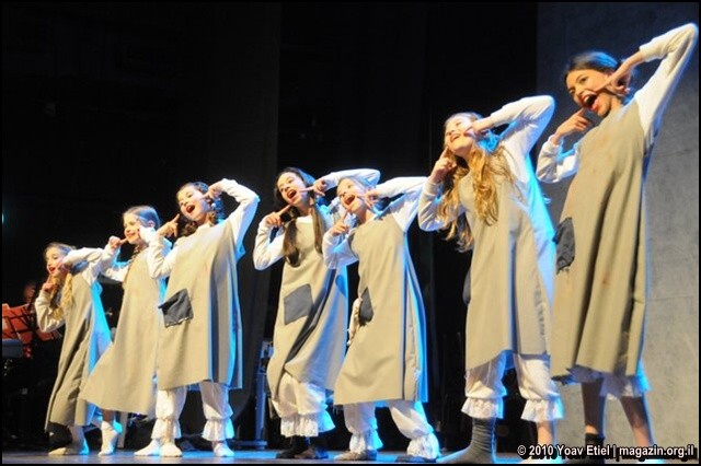 Annie in Israel, with Israel Musicals